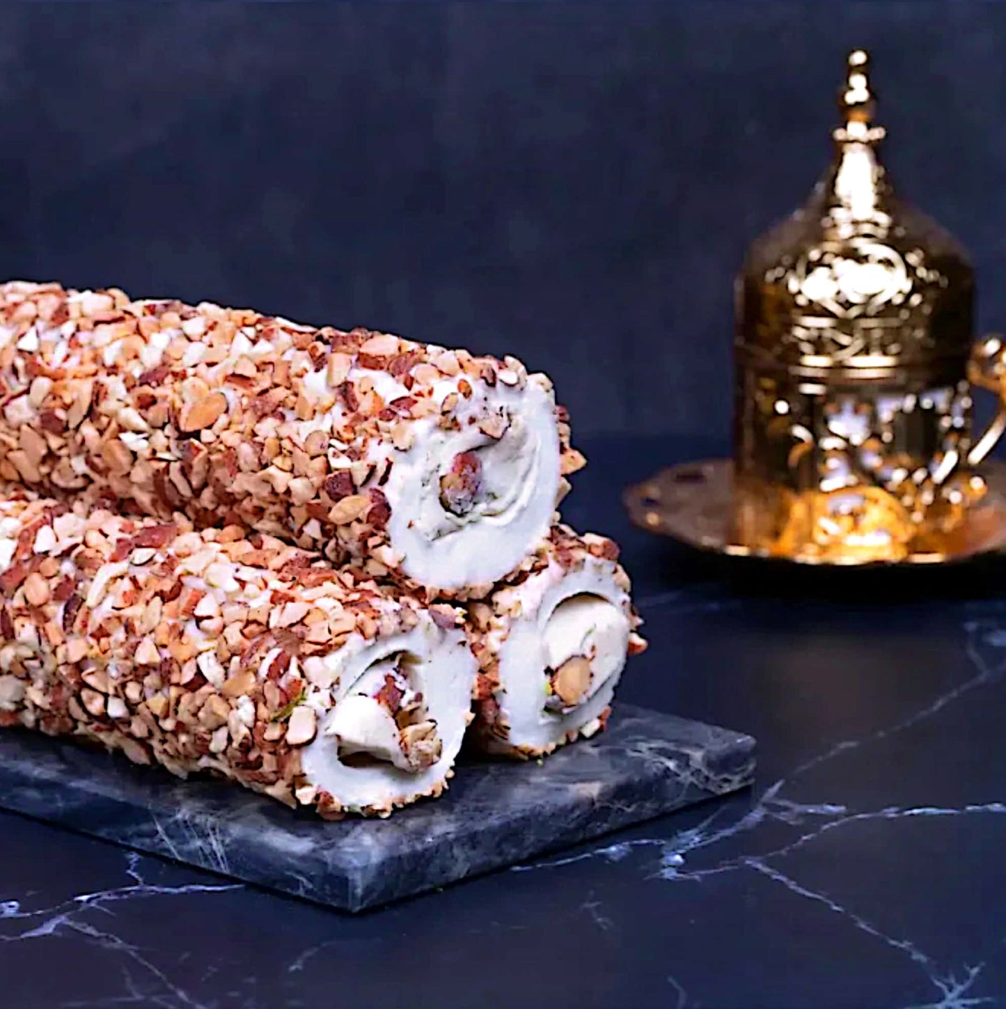 BRASS ALMOND COATED CREAM SULTAN - 100g